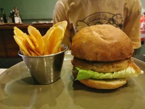 No chicken bueger at Velada in Barcelona