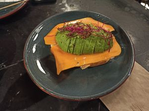 Tartar de salmó at Velada in Barcelona