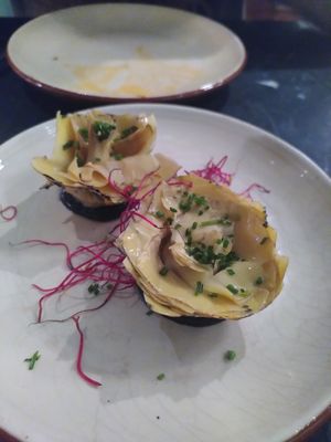 Artichoke hearts at Velada in Barcelona