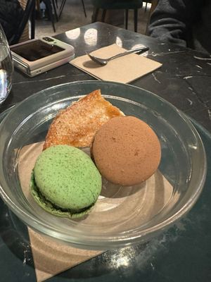 Macarons at Velada in Barcelona