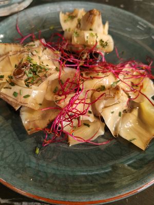 Corazones de alcachofa con ajonegro, se nota el sabor de pote at Velada in Barcelona