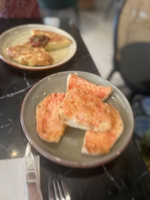 Pan con tomate   at Velada in Barcelona