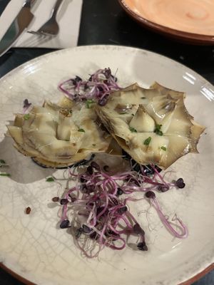 flores de alcachofa  at Velada in Barcelona