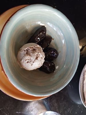 Figs & ice cream at Velada in Barcelona