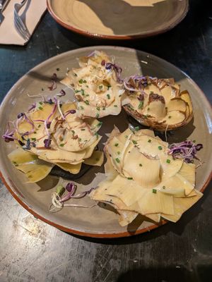 Artichoke flower 3/5 at Velada in Barcelona