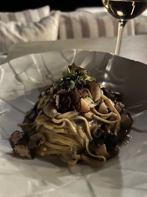 Pear and mushroom linguine  at Five Senses in Santorini