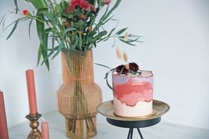 Pretty mothersday cake at Sweets & Treats Bakery in Waddinxveen