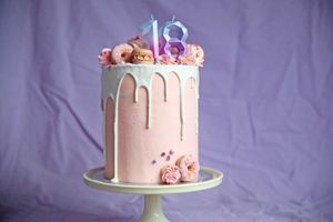 18th birthday cake at Sweets & Treats Bakery in Waddinxveen