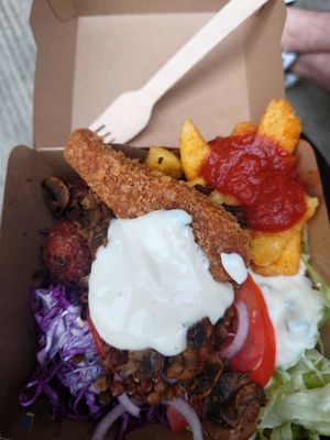 All in box at Vitrine Imbiss in Innsbruck