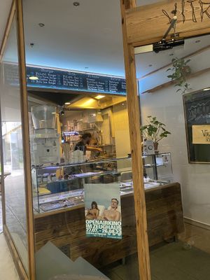   at Vitrine Imbiss in Innsbruck