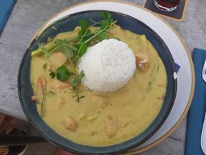 Curry with sweet potato, vegetables, coriander, kaffir lime and basmati rice.  at 't Veerhuis Lands End in Den Helder