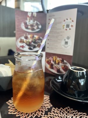 Welcome drink  at Lounge & Dining G in Tokyo