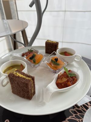 Savory dishes  at Lounge & Dining G in Tokyo