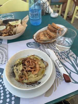 fava with pita suuuuper delicious . i really enjoyed it 🖤  at Aeoli Restaurant in Paros