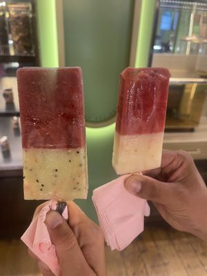   at Mona Lisa L' Atelier Del Gelato - Athens in Athens