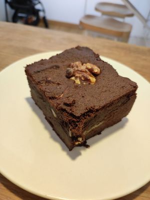 Vegan Brownie at Chök - Valencia in Valencia