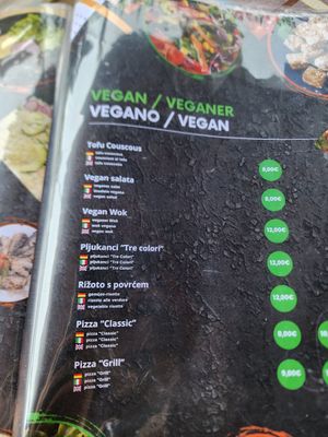 Vegan menu at Papillon Restaurant & Pizzeria in Pula