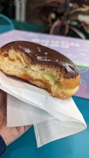 Boston creme at Dough Joy - SW Oregon in Seattle
