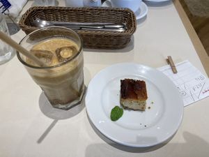 Almond milk curdled (+vegan cheese cake )  at Whitely Kyoto in Kyoto