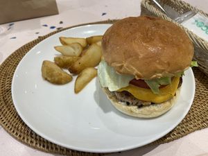 Cheeseburger   at Whitely Kyoto in Kyoto