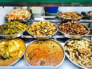 Dishes available at SuManYuan 素满园 - People's Park Centre in Central Singapore