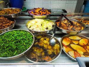 Dishes available at SuManYuan 素满园 - People's Park Centre in Central Singapore