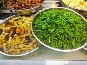 Dishes available at SuManYuan 素满园 - People's Park Centre in Central Singapore