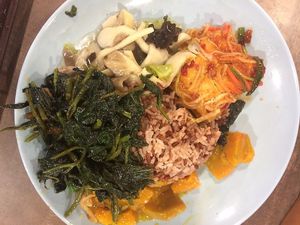 Brown rice with veggies and mock meat at SuManYuan 素满园 - People's Park Centre in Central Singapore