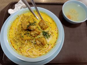 Laksa at SuManYuan 素满园 - People's Park Centre in Central Singapore