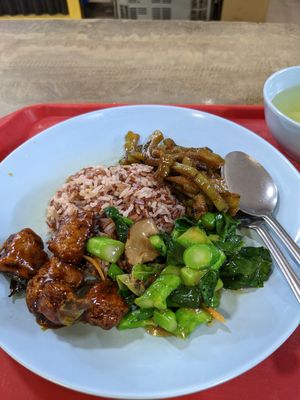  at SuManYuan 素满园 - People's Park Centre in Central Singapore