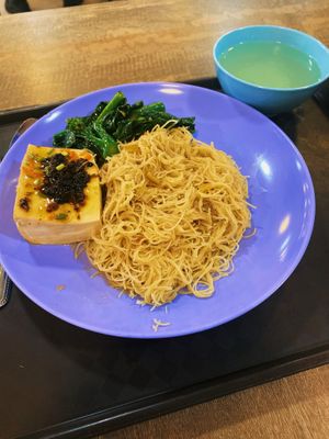   at SuManYuan 素满园 - People's Park Centre in Central Singapore