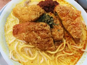 Laksa
Photo Credit to Doris Tan  at SuManYuan 素满园 - People's Park Centre in Central Singapore