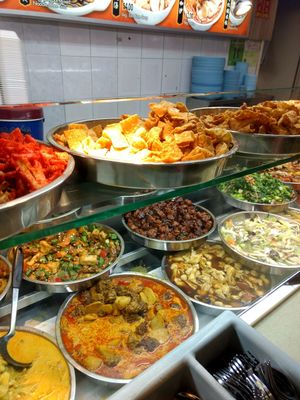 Choose at SuManYuan 素满园 - People's Park Centre in Central Singapore