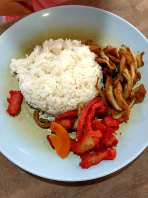 Niamh's at SuManYuan 素满园 - People's Park Centre in Central Singapore