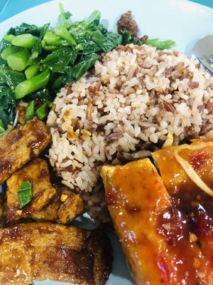 $3.80 value  at SuManYuan 素满园 - People's Park Centre in Central Singapore