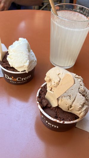 Cacao, noisette, coco-gingembre + limonade maison   at Delacrem in Montpellier