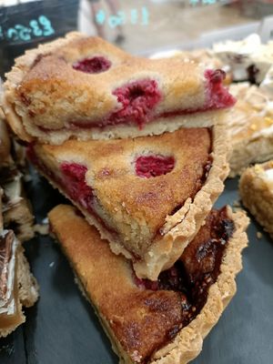 Raspberry Bakewell tart at The Nook in Durham