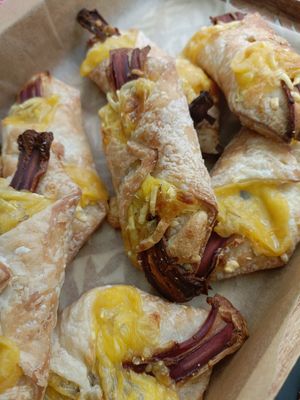 Chee-zy Fake-on Turnovers at The Nook in Durham