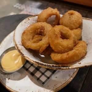 Onion Rings  at QMUH Ulm in Ulm