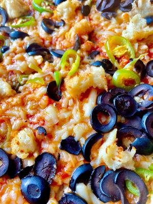 Vegan chicken and chilli pizza   at Pizza Piccolo in South West London