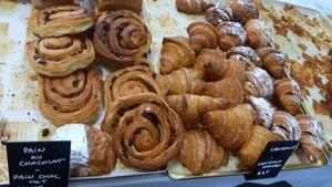 pastries at  NONA'S BAKERY in Antwerpen