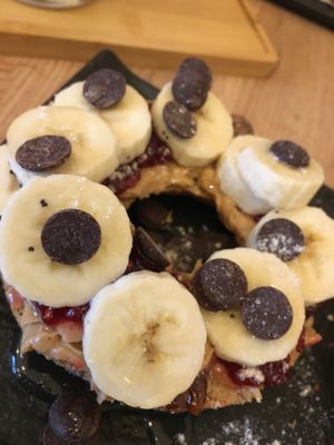 Erdnussbutter/Marmelade/Banane/Schokodrops - genau meins at Tipu in Mannheim