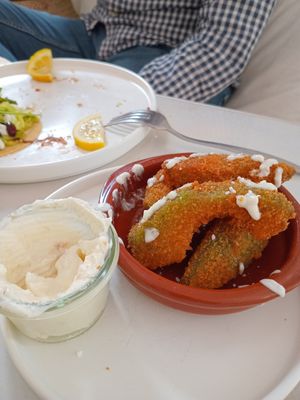 Fried Avocadosticks mit aioli at Tipu in Mannheim