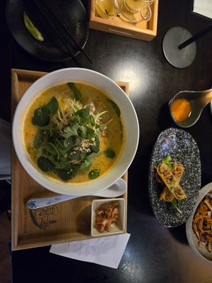 Soup at Dancing Noodles in Vienna