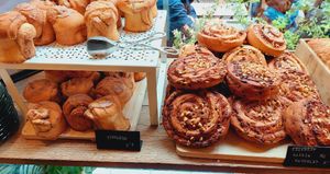 Pastries in the display: cinnamon buns & raisin "snails" at Origin - Coffee Shop Végétal in Strasbourg