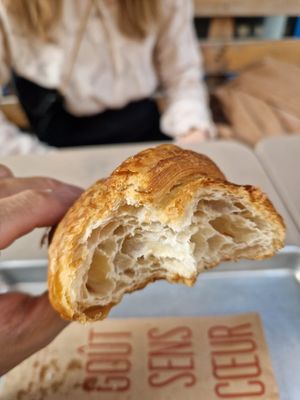 Croissant at Origin - Coffee Shop Végétal in Strasbourg