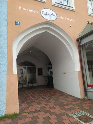 Laden von außen at MiLaMü Lebensmittel.punkt in Muehldorf