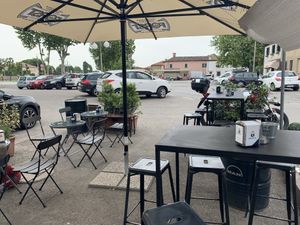 Outdoor seating   at Ca'Feteria in Venice
