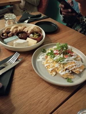 Nachos and cheese plate at Koko Green in Nice