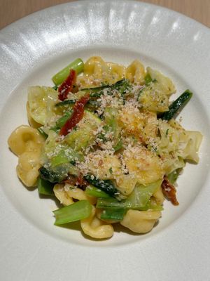   at PASTA+ En to En in Osaka